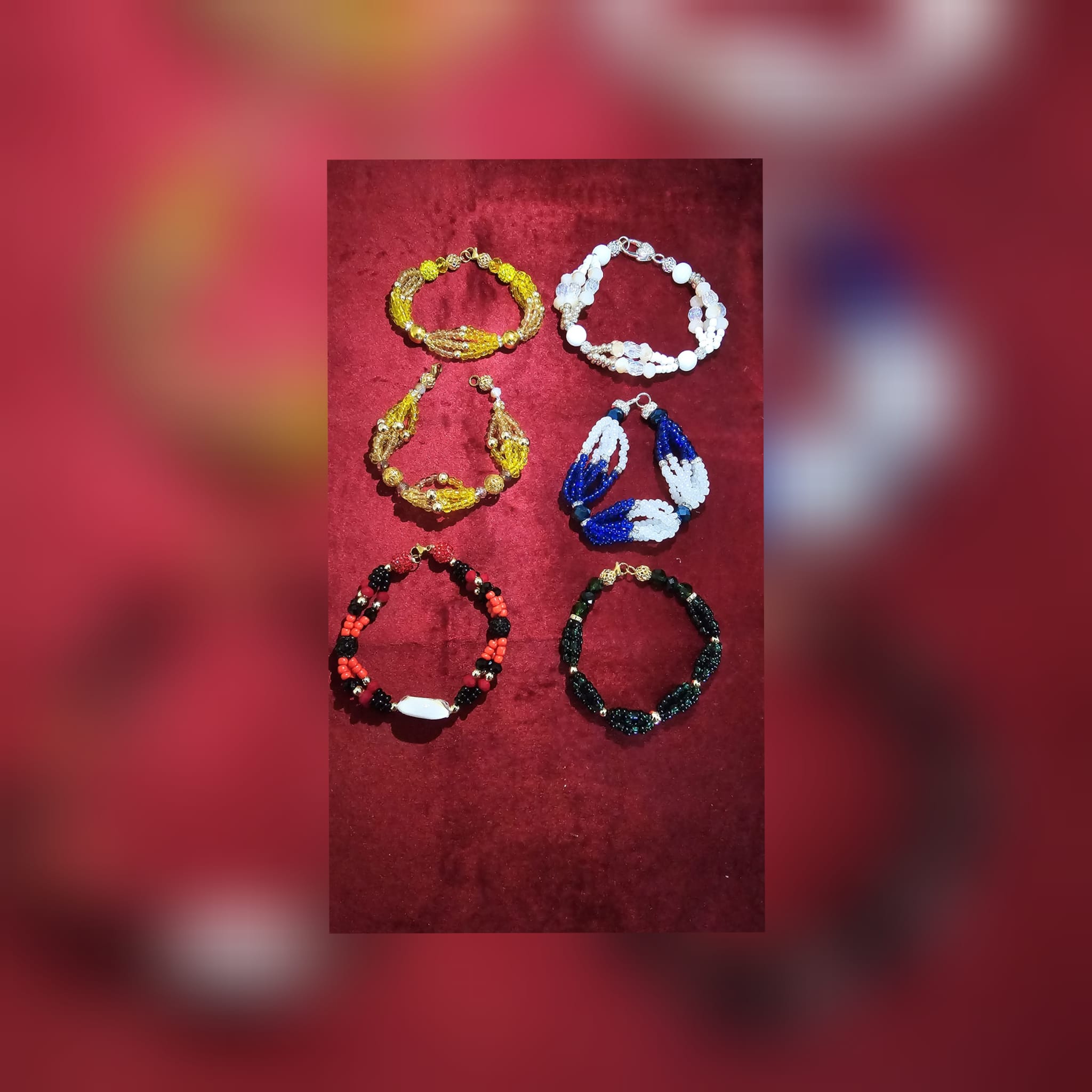 Iddes o pulseras Santo